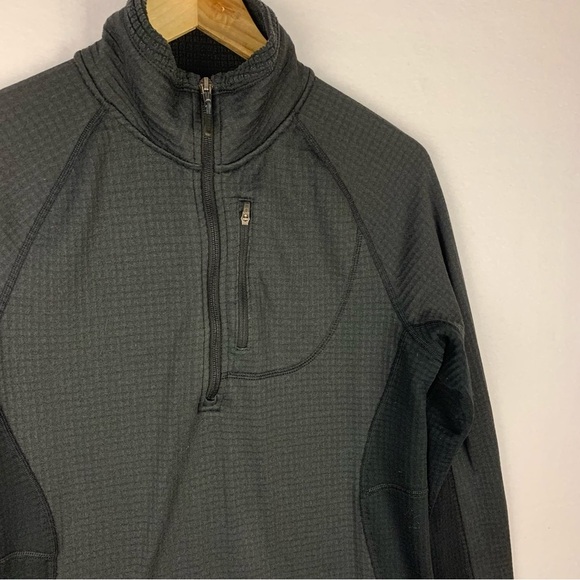 L.L. Bean Black Fleece 1/2 Zip Pullover - Picture 3 of 5